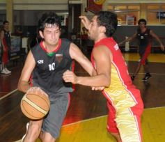 Foto de la galería: Tokio venció a Brown por 72 a 54