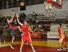 Foto de la galería: Tokio venció a Brown por 72 a 54