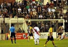Foto de la galería: Guaraní rescató un punto ante Santamarina