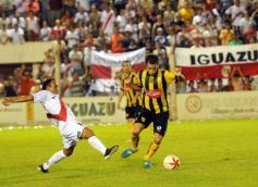 Foto de la galería: Guaraní rescató un punto ante Santamarina