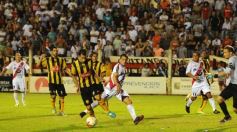 Foto de la galería: Guaraní rescató un punto ante Santamarina