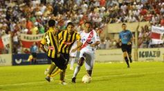 Foto de la galería: Guaraní rescató un punto ante Santamarina