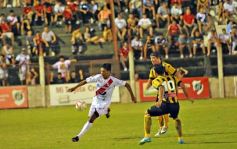 Foto de la galería: Guaraní rescató un punto ante Santamarina