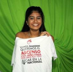 Foto de la galería: Sabrina Portes y sus quince primaveras
