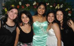 Foto de la galería: Sabrina Portes y sus quince primaveras