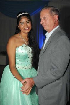 Foto de la galería: Sabrina Portes y sus quince primaveras