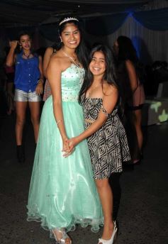 Foto de la galería: Sabrina Portes y sus quince primaveras