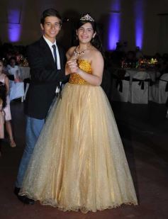 Foto de la galería: Tamara Vera y su gran fiesta de 15 años