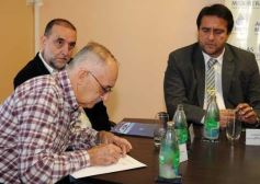 Foto de la galería: Agua de las Misiones firmó un convenio para uso estratégico