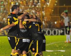 Foto de la galería: El triunfazo de Crucero ante Independiente