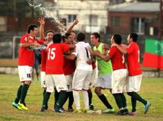 Foto de la galería: Jorge Gibson Brown ganó y vuelve al Argentino B