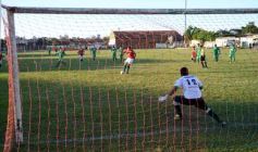 Foto de la galería: Jorge Gibson Brown ganó y vuelve al Argentino B
