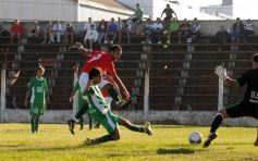 Foto de la galería: Jorge Gibson Brown ganó y vuelve al Argentino B