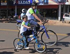 Foto de la galería: La bicicleteada del Roque reunió a 4 mil solidarios