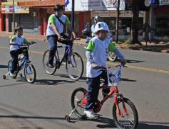 Foto de la galería: La bicicleteada del Roque reunió a 4 mil solidarios