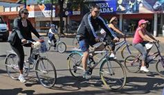 Foto de la galería: La bicicleteada del Roque reunió a 4 mil solidarios