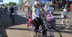 Foto de la galería: La bicicleteada del Roque reunió a 4 mil solidarios