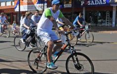 Foto de la galería: La bicicleteada del Roque reunió a 4 mil solidarios