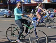 Foto de la galería: La bicicleteada del Roque reunió a 4 mil solidarios