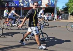 Foto de la galería: La bicicleteada del Roque reunió a 4 mil solidarios