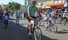 Foto de la galería: La bicicleteada del Roque reunió a 4 mil solidarios