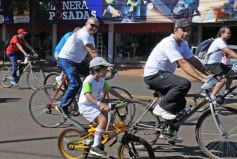 Foto de la galería: La bicicleteada del Roque reunió a 4 mil solidarios