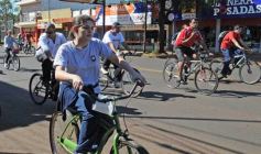 Foto de la galería: La bicicleteada del Roque reunió a 4 mil solidarios