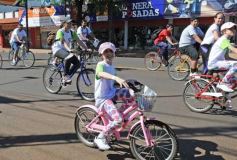 Foto de la galería: La bicicleteada del Roque reunió a 4 mil solidarios