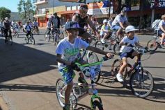 Foto de la galería: La bicicleteada del Roque reunió a 4 mil solidarios