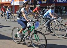 Foto de la galería: La bicicleteada del Roque reunió a 4 mil solidarios