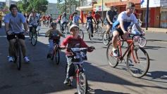 Foto de la galería: La bicicleteada del Roque reunió a 4 mil solidarios