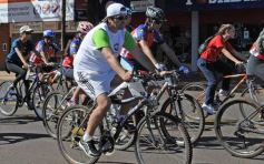 Foto de la galería: La bicicleteada del Roque reunió a 4 mil solidarios