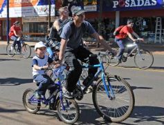 Foto de la galería: La bicicleteada del Roque reunió a 4 mil solidarios