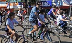 Foto de la galería: La bicicleteada del Roque reunió a 4 mil solidarios