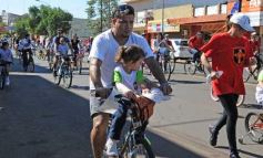 Foto de la galería: La bicicleteada del Roque reunió a 4 mil solidarios