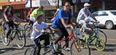 Foto de la galería: La bicicleteada del Roque reunió a 4 mil solidarios