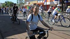 Foto de la galería: La bicicleteada del Roque reunió a 4 mil solidarios