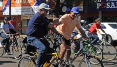 Foto de la galería: La bicicleteada del Roque reunió a 4 mil solidarios