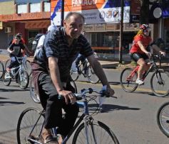 Foto de la galería: La bicicleteada del Roque reunió a 4 mil solidarios