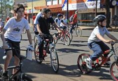 Foto de la galería: La bicicleteada del Roque reunió a 4 mil solidarios