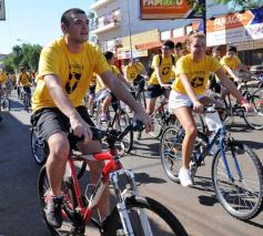 Foto de la galería: La bicicleteada del Roque reunió a 4 mil solidarios