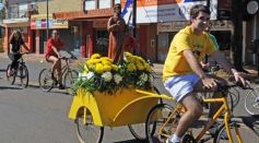 Foto de la galería: La bicicleteada del Roque reunió a 4 mil solidarios