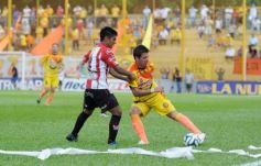 Foto de la galería: Crucero ganó a Instituto y va por más