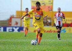 Foto de la galería: Crucero ganó a Instituto y va por más