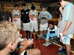 Foto de la galería: Victoria de OTC en el templo japonés