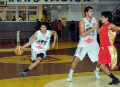 Foto de la galería: Victoria de OTC en el templo japonés