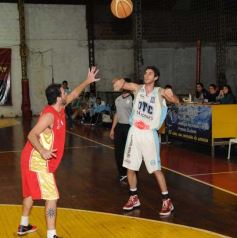 Foto de la galería: Victoria de OTC en el templo japonés