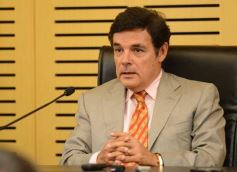 Foto de la galería: Diputados en pleno trabajo