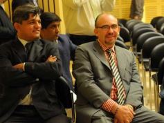 Foto de la galería: Diputados en pleno trabajo