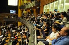 Foto de la galería: Diputados en pleno trabajo